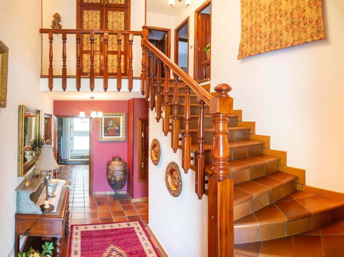 Casa Ravel Guest House ซีเญดา ภายนอก รูปภาพ
