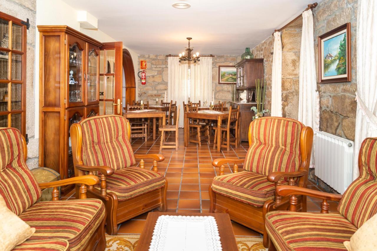 Casa Ravel Guest House ซีเญดา ภายนอก รูปภาพ
