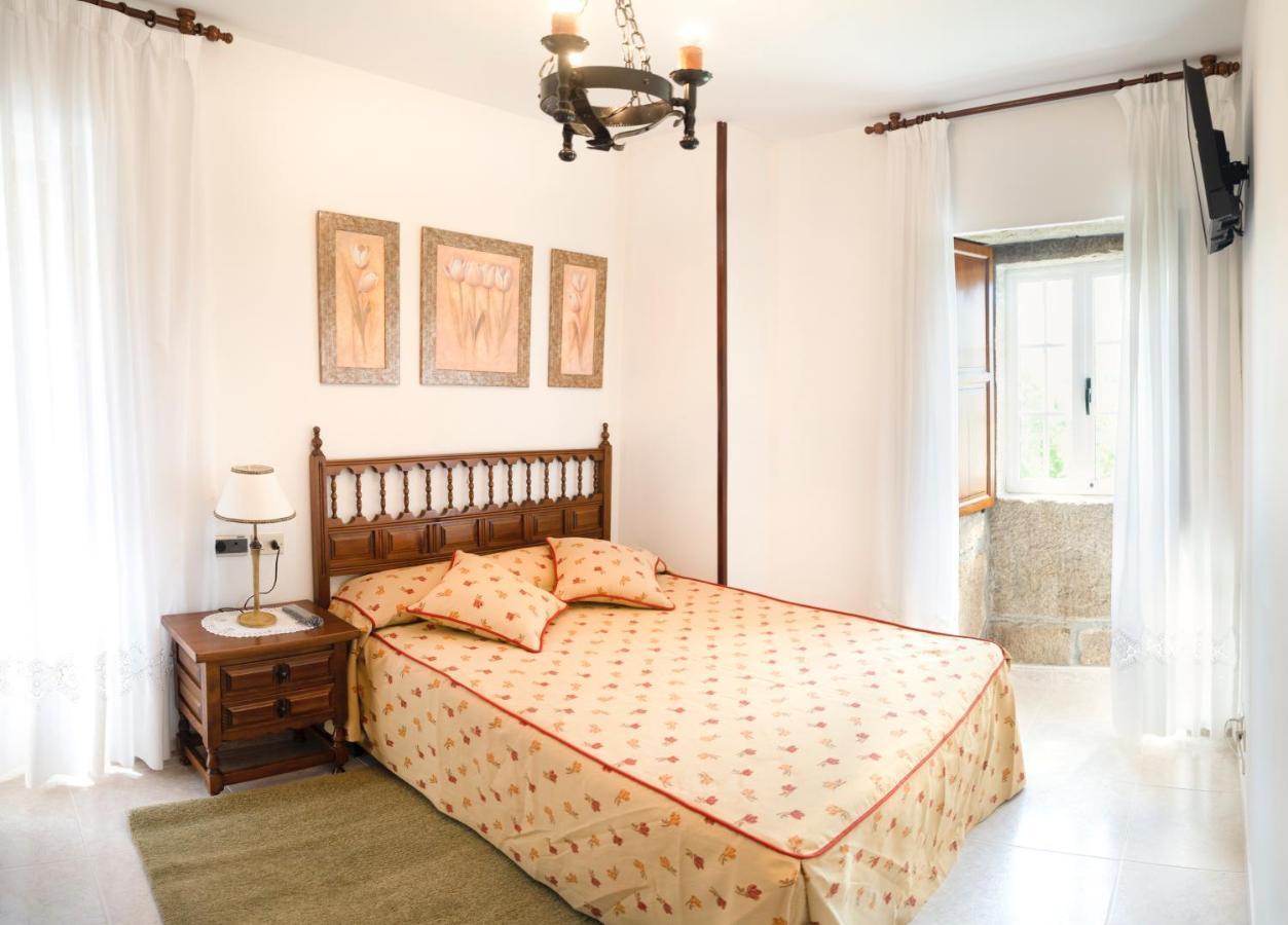 Casa Ravel Guest House ซีเญดา ภายนอก รูปภาพ